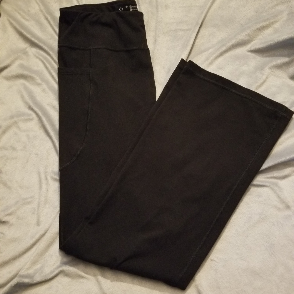 NWOT Healthyoga black side pocket yoga pant Sz M